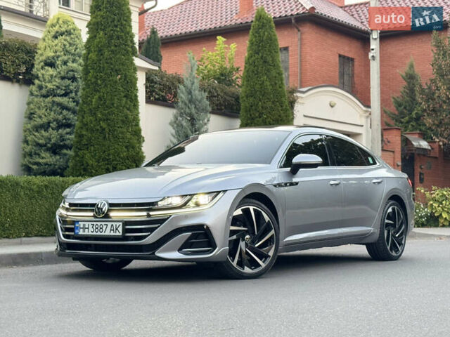Серый Фольксваген Arteon, объемом двигателя 1.97 л и пробегом 80 тыс. км за 42500 $, фото 11 на Automoto.ua