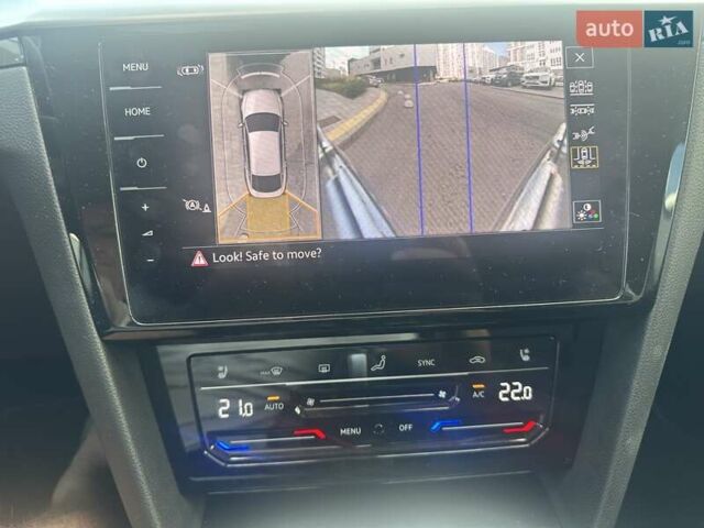 Серый Фольксваген Arteon, объемом двигателя 1.97 л и пробегом 22 тыс. км за 35900 $, фото 19 на Automoto.ua