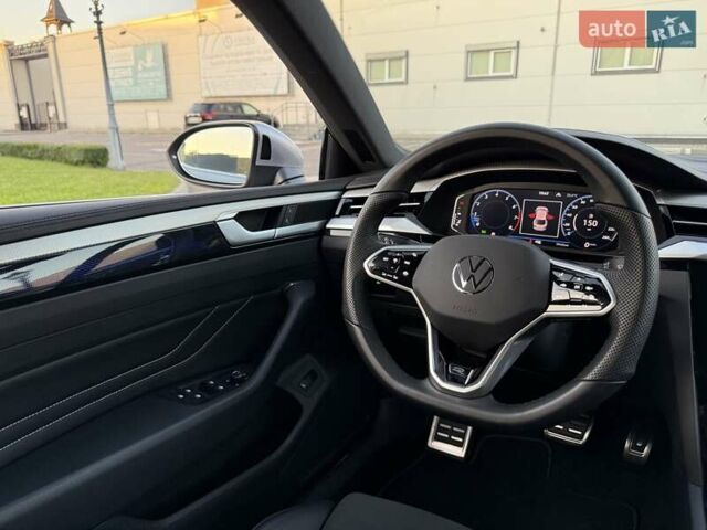 Серый Фольксваген Arteon, объемом двигателя 1.98 л и пробегом 55 тыс. км за 45500 $, фото 66 на Automoto.ua