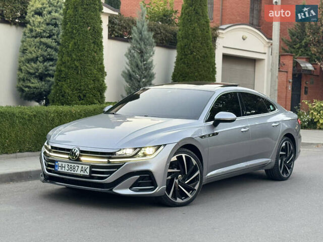 Серый Фольксваген Arteon, объемом двигателя 1.97 л и пробегом 80 тыс. км за 42500 $, фото 47 на Automoto.ua