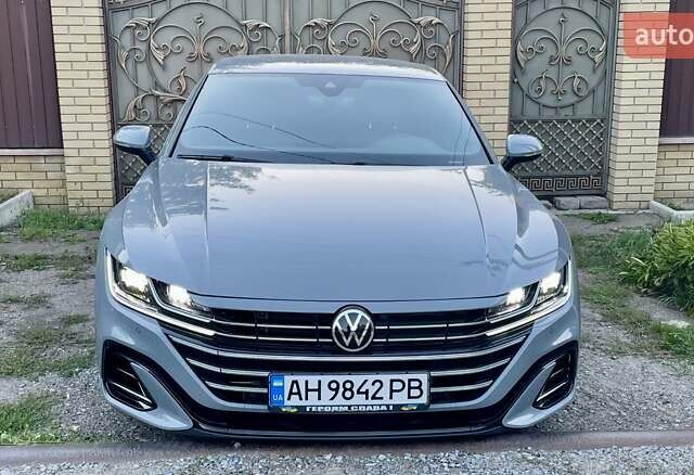 Серый Фольксваген Arteon, объемом двигателя 1.98 л и пробегом 117 тыс. км за 24999 $, фото 2 на Automoto.ua