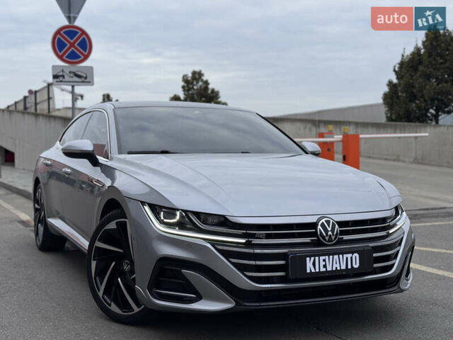 Сірий Фольксваген Arteon, об'ємом двигуна 2 л та пробігом 81 тис. км за 40000 $, фото 3 на Automoto.ua