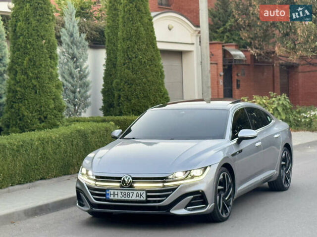 Серый Фольксваген Arteon, объемом двигателя 1.97 л и пробегом 80 тыс. км за 42500 $, фото 7 на Automoto.ua