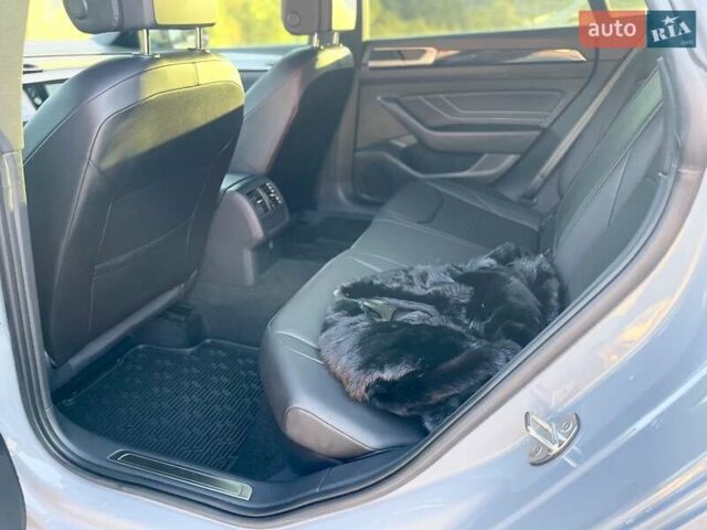 Серый Фольксваген Arteon, объемом двигателя 1.98 л и пробегом 117 тыс. км за 24999 $, фото 53 на Automoto.ua
