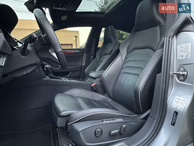 Серый Фольксваген Arteon, объемом двигателя 1.97 л и пробегом 80 тыс. км за 42500 $, фото 21 на Automoto.ua