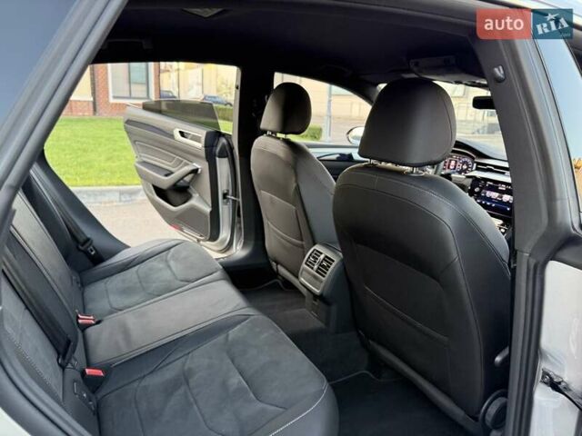 Серый Фольксваген Arteon, объемом двигателя 1.98 л и пробегом 55 тыс. км за 45500 $, фото 71 на Automoto.ua