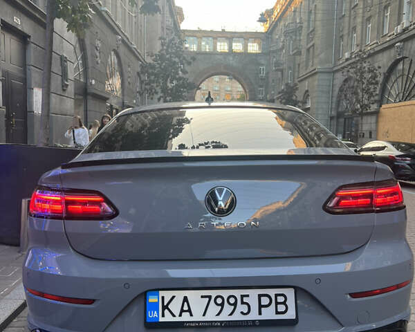 Сірий Фольксваген Arteon, об'ємом двигуна 1.97 л та пробігом 59 тис. км за 37800 $, фото 10 на Automoto.ua