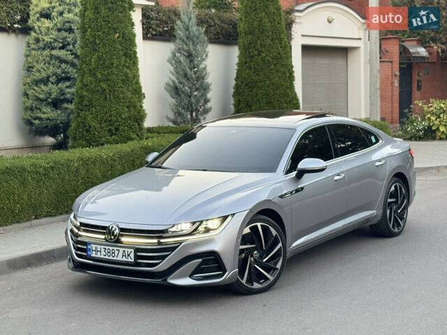 Серый Фольксваген Arteon, объемом двигателя 1.97 л и пробегом 80 тыс. км за 42500 $, фото 10 на Automoto.ua