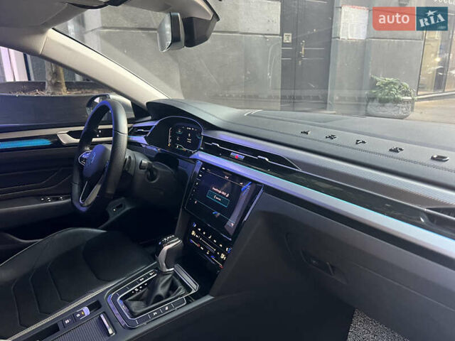 Сірий Фольксваген Arteon, об'ємом двигуна 1.97 л та пробігом 59 тис. км за 37800 $, фото 6 на Automoto.ua