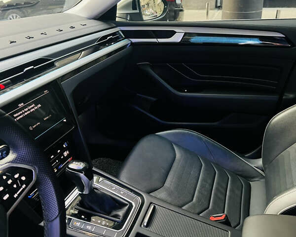 Сірий Фольксваген Arteon, об'ємом двигуна 1.97 л та пробігом 59 тис. км за 37800 $, фото 20 на Automoto.ua