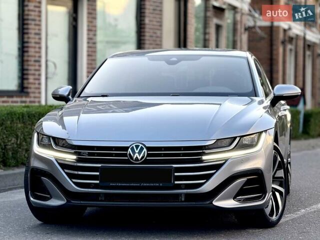 Серый Фольксваген Arteon, объемом двигателя 1.98 л и пробегом 55 тыс. км за 45500 $, фото 8 на Automoto.ua