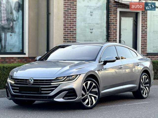 Серый Фольксваген Arteon, объемом двигателя 1.98 л и пробегом 55 тыс. км за 45500 $, фото 6 на Automoto.ua