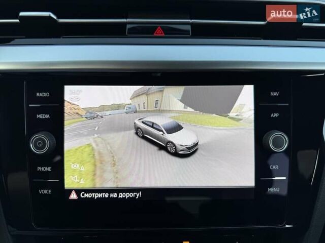 Серый Фольксваген Arteon, объемом двигателя 1.98 л и пробегом 55 тыс. км за 45500 $, фото 84 на Automoto.ua
