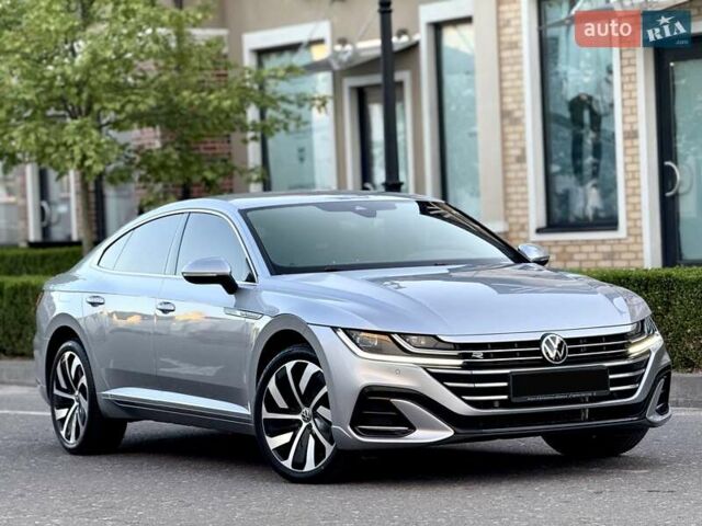 Серый Фольксваген Arteon, объемом двигателя 1.98 л и пробегом 55 тыс. км за 45500 $, фото 36 на Automoto.ua