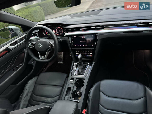 Серый Фольксваген Arteon, объемом двигателя 1.97 л и пробегом 80 тыс. км за 42500 $, фото 37 на Automoto.ua
