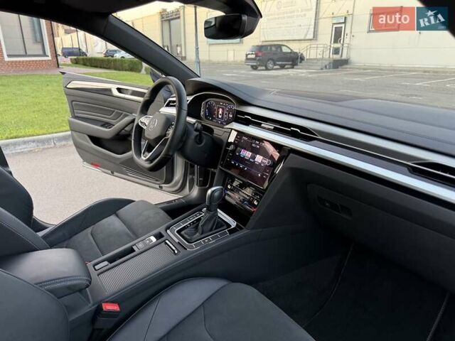 Серый Фольксваген Arteon, объемом двигателя 1.98 л и пробегом 55 тыс. км за 45500 $, фото 78 на Automoto.ua