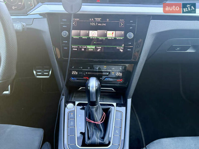 Серый Фольксваген Arteon, объемом двигателя 1.97 л и пробегом 135 тыс. км за 41500 $, фото 12 на Automoto.ua
