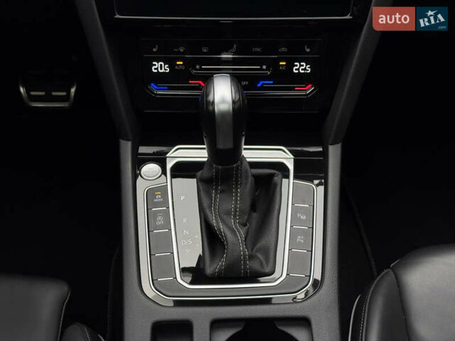 Сірий Фольксваген Arteon, об'ємом двигуна 2 л та пробігом 81 тис. км за 40000 $, фото 29 на Automoto.ua