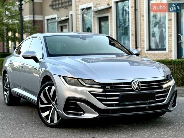 Серый Фольксваген Arteon, объемом двигателя 1.98 л и пробегом 55 тыс. км за 45500 $, фото 33 на Automoto.ua