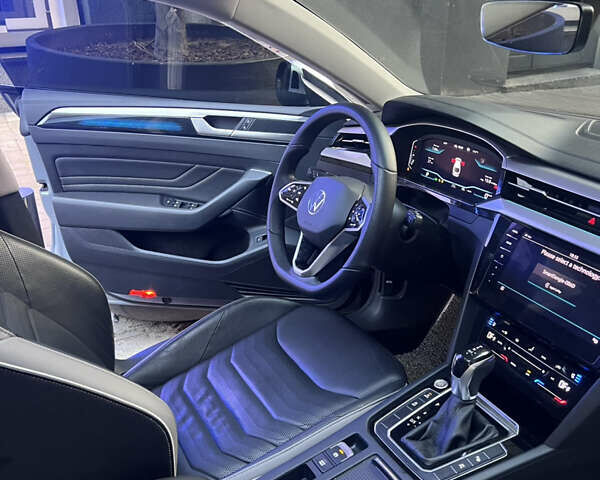 Сірий Фольксваген Arteon, об'ємом двигуна 1.97 л та пробігом 59 тис. км за 37800 $, фото 43 на Automoto.ua