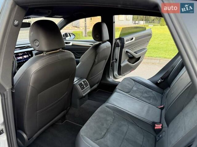 Серый Фольксваген Arteon, объемом двигателя 1.98 л и пробегом 55 тыс. км за 45500 $, фото 55 на Automoto.ua