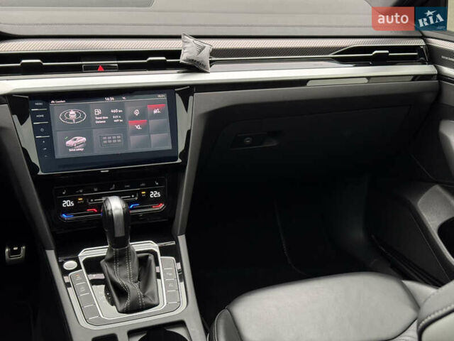Сірий Фольксваген Arteon, об'ємом двигуна 2 л та пробігом 81 тис. км за 40000 $, фото 23 на Automoto.ua