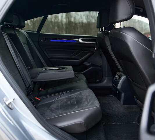 Серый Фольксваген Arteon, объемом двигателя 1.97 л и пробегом 76 тыс. км за 41000 $, фото 20 на Automoto.ua