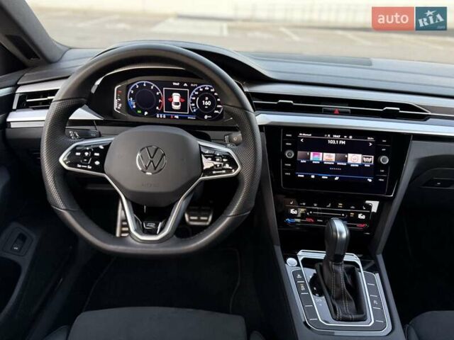 Серый Фольксваген Arteon, объемом двигателя 1.98 л и пробегом 55 тыс. км за 45500 $, фото 65 на Automoto.ua