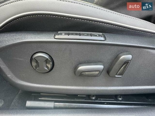 Серый Фольксваген Arteon, объемом двигателя 1.97 л и пробегом 22 тыс. км за 35900 $, фото 29 на Automoto.ua