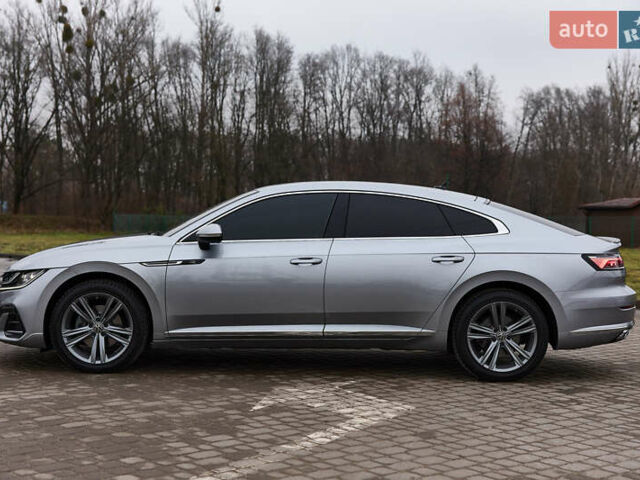 Серый Фольксваген Arteon, объемом двигателя 1.97 л и пробегом 76 тыс. км за 41000 $, фото 2 на Automoto.ua