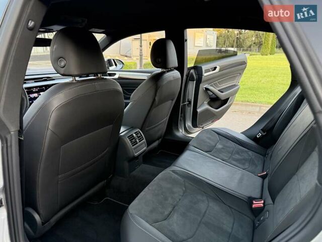 Серый Фольксваген Arteon, объемом двигателя 1.98 л и пробегом 55 тыс. км за 45500 $, фото 56 на Automoto.ua