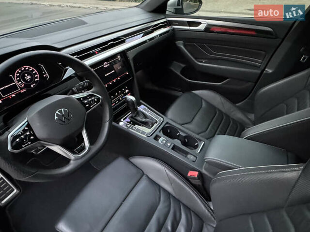 Серый Фольксваген Arteon, объемом двигателя 1.97 л и пробегом 80 тыс. км за 42500 $, фото 26 на Automoto.ua