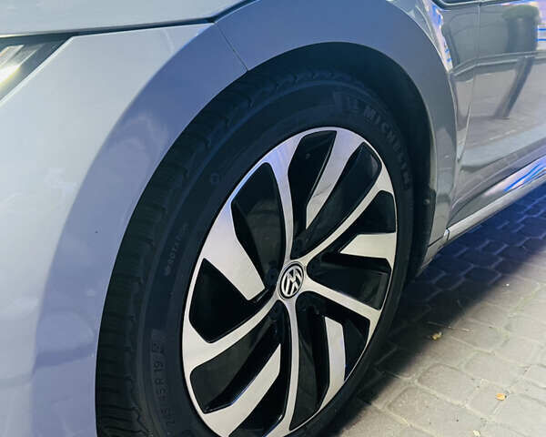 Сірий Фольксваген Arteon, об'ємом двигуна 1.97 л та пробігом 59 тис. км за 37800 $, фото 29 на Automoto.ua