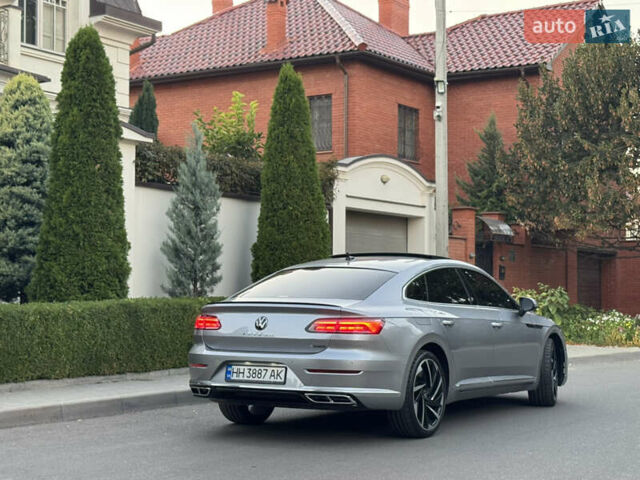 Серый Фольксваген Arteon, объемом двигателя 1.97 л и пробегом 80 тыс. км за 42500 $, фото 51 на Automoto.ua