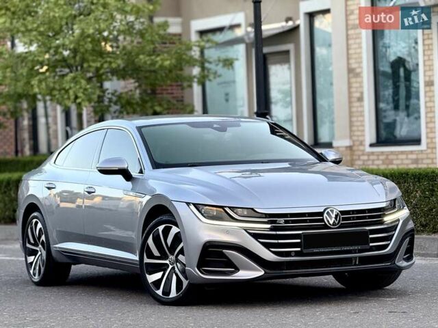 Серый Фольксваген Arteon, объемом двигателя 1.98 л и пробегом 55 тыс. км за 45500 $, фото 37 на Automoto.ua