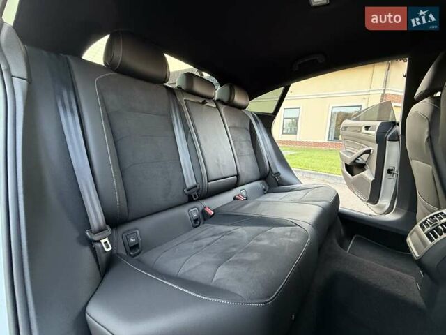 Серый Фольксваген Arteon, объемом двигателя 1.98 л и пробегом 55 тыс. км за 45500 $, фото 74 на Automoto.ua