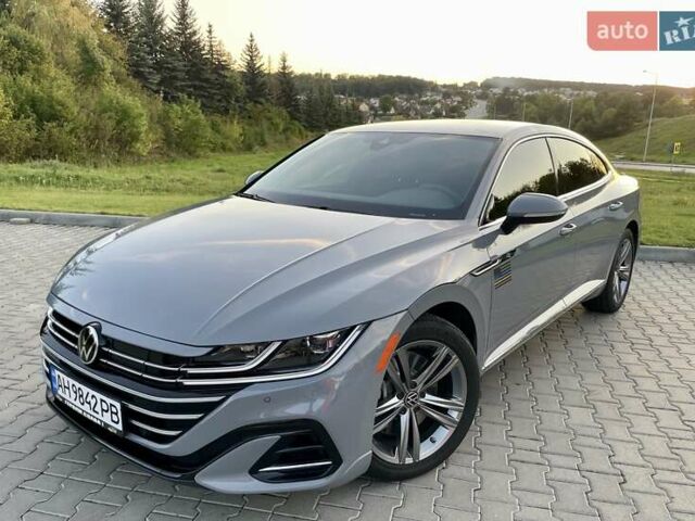 Серый Фольксваген Arteon, объемом двигателя 1.98 л и пробегом 117 тыс. км за 25000 $, фото 1 на Automoto.ua