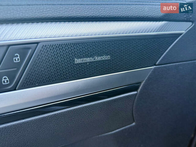 Серый Фольксваген Arteon, объемом двигателя 1.97 л и пробегом 135 тыс. км за 41500 $, фото 9 на Automoto.ua