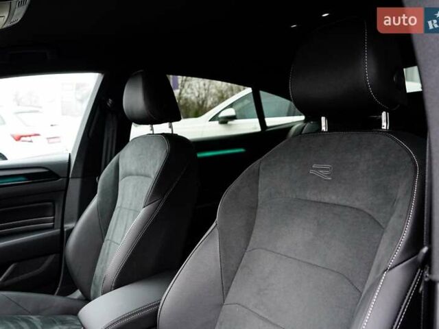 Серый Фольксваген Arteon, объемом двигателя 1.97 л и пробегом 14 тыс. км за 53204 $, фото 10 на Automoto.ua