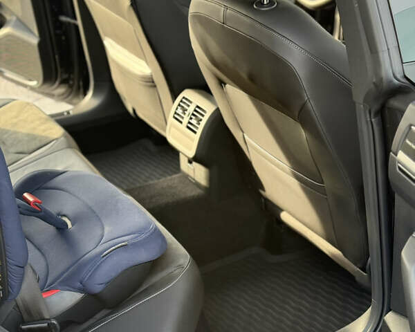 Сірий Фольксваген Arteon, об'ємом двигуна 1.97 л та пробігом 48 тис. км за 45999 $, фото 26 на Automoto.ua