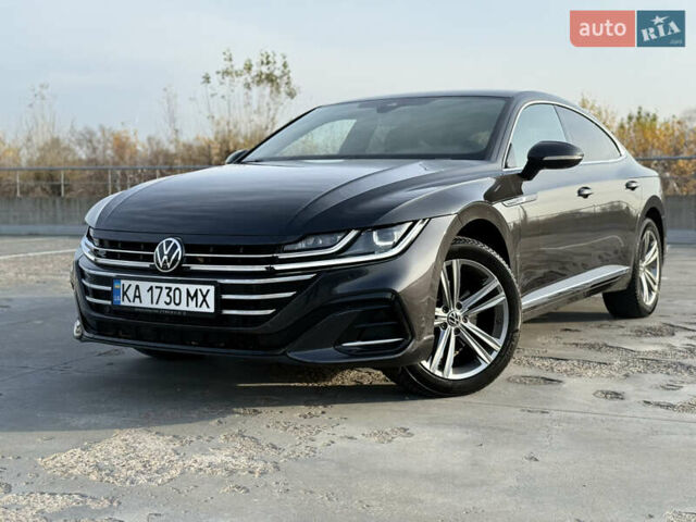 Сірий Фольксваген Arteon, об'ємом двигуна 1.97 л та пробігом 48 тис. км за 45999 $, фото 37 на Automoto.ua