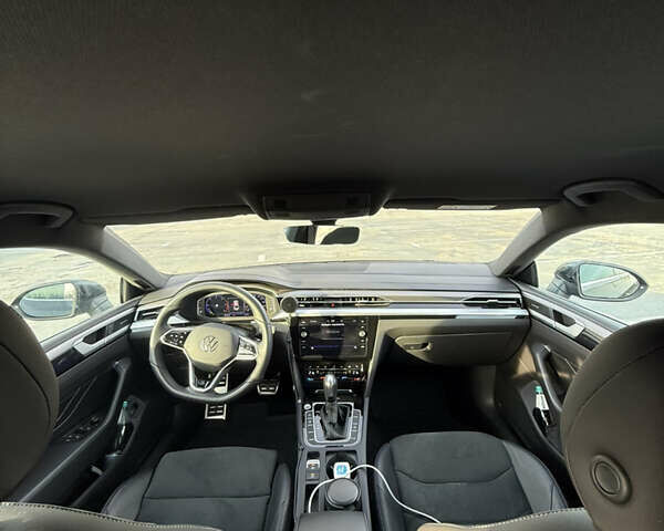 Сірий Фольксваген Arteon, об'ємом двигуна 1.97 л та пробігом 48 тис. км за 45999 $, фото 24 на Automoto.ua