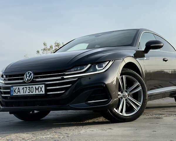 Сірий Фольксваген Arteon, об'ємом двигуна 1.97 л та пробігом 48 тис. км за 45999 $, фото 32 на Automoto.ua