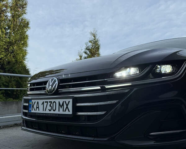 Сірий Фольксваген Arteon, об'ємом двигуна 1.97 л та пробігом 48 тис. км за 45999 $, фото 17 на Automoto.ua