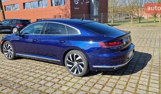 Синий Фольксваген Arteon, объемом двигателя 1.98 л и пробегом 25 тыс. км за 32850 $, фото 5 на Automoto.ua