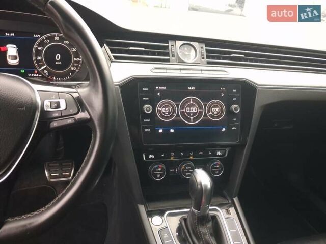 Синій Фольксваген Arteon, об'ємом двигуна 1.98 л та пробігом 111 тис. км за 21900 $, фото 17 на Automoto.ua