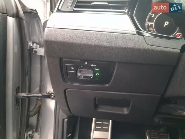 Синій Фольксваген Arteon, об'ємом двигуна 1.98 л та пробігом 111 тис. км за 21900 $, фото 18 на Automoto.ua