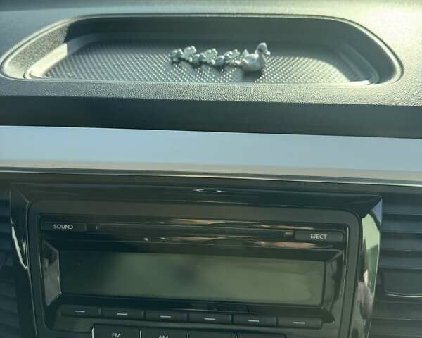 Білий Фольксваген Бітл, об'ємом двигуна 1.98 л та пробігом 115 тис. км за 13750 $, фото 20 на Automoto.ua