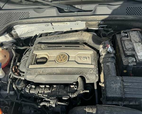 Білий Фольксваген Бітл, об'ємом двигуна 1.98 л та пробігом 115 тис. км за 13750 $, фото 23 на Automoto.ua