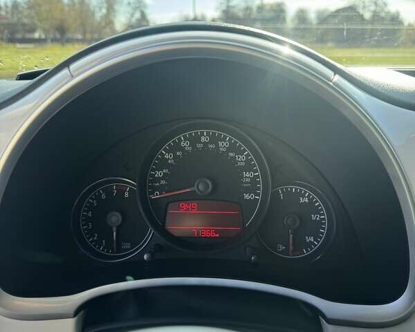 Білий Фольксваген Бітл, об'ємом двигуна 1.98 л та пробігом 115 тис. км за 13750 $, фото 12 на Automoto.ua